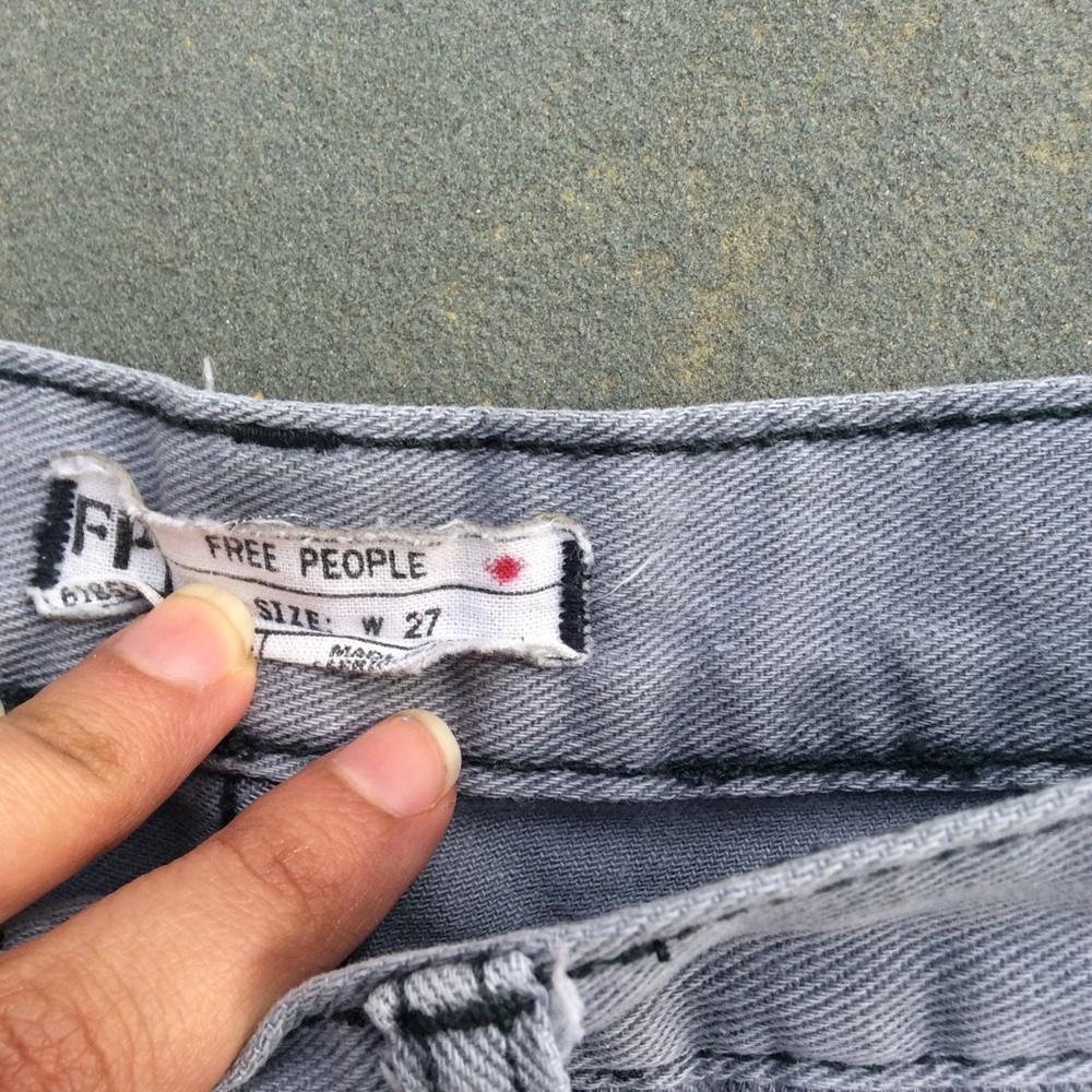 Sweet Free People Cutoffs - Picture 3 of 3